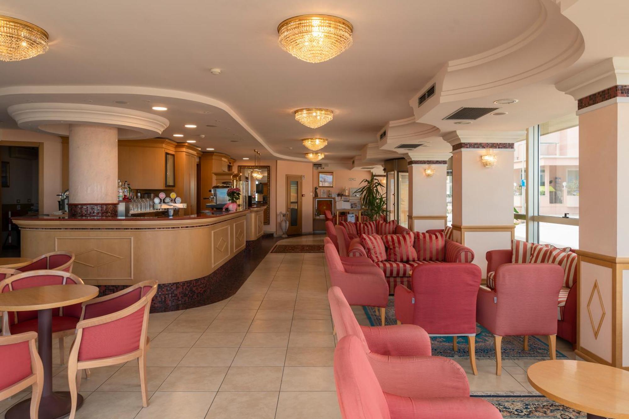Hotel Mondial Bellaria-Igea Marina Esterno foto